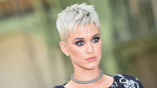 Katy Perry to host the VMAs